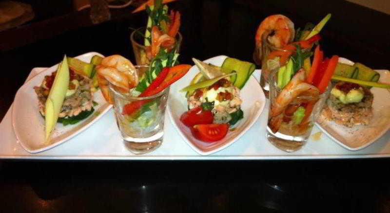 The Crescent Beach Hotel Baku Exterior foto