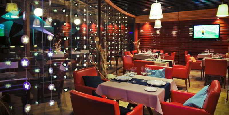 The Crescent Beach Hotel Baku Exterior foto